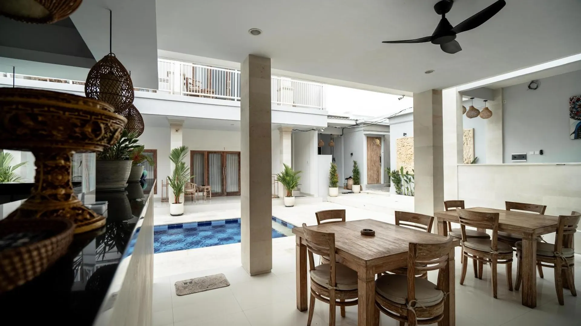 The Eight Villa & Rooms Bali - Seminyak 0*,