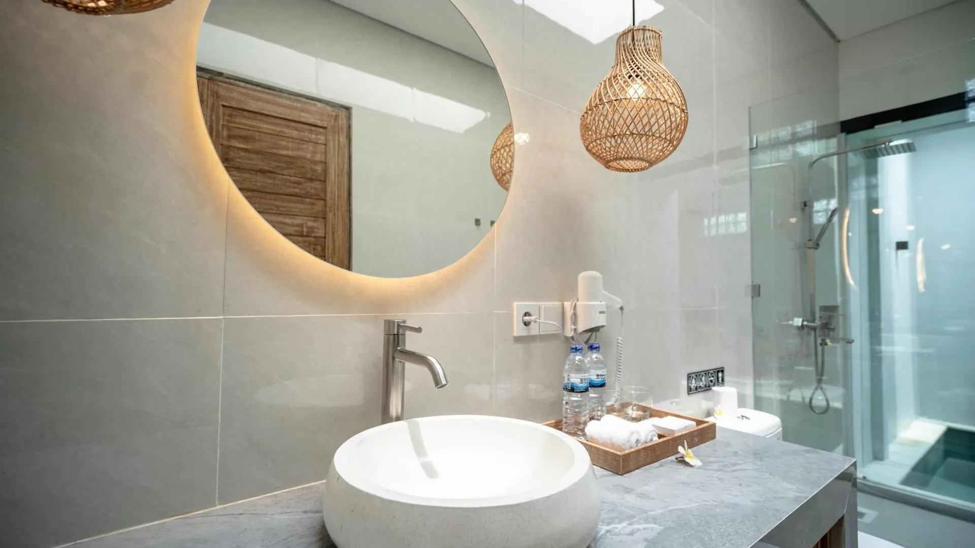 The Eight Villa & Rooms Bali - Seminyak 0*,  Indonesien